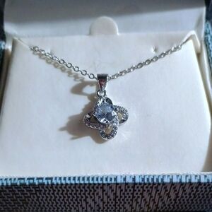 Elegant Silver Necklace with Crystal Pendant